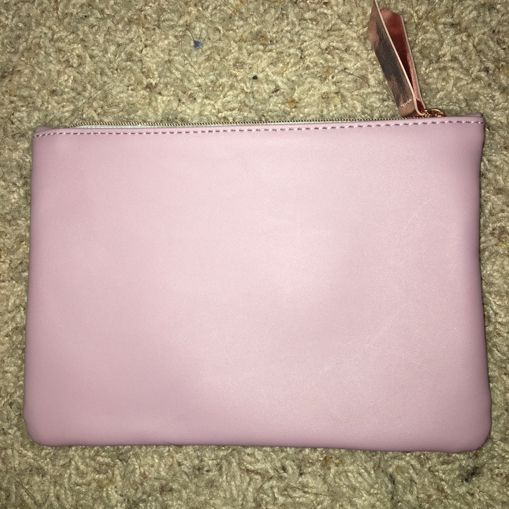 MAKEUP BAG